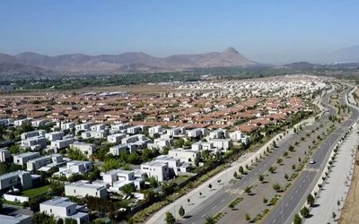 Colina y Las Condes lideran la oferta residencial de casas en la Región Metropolitana